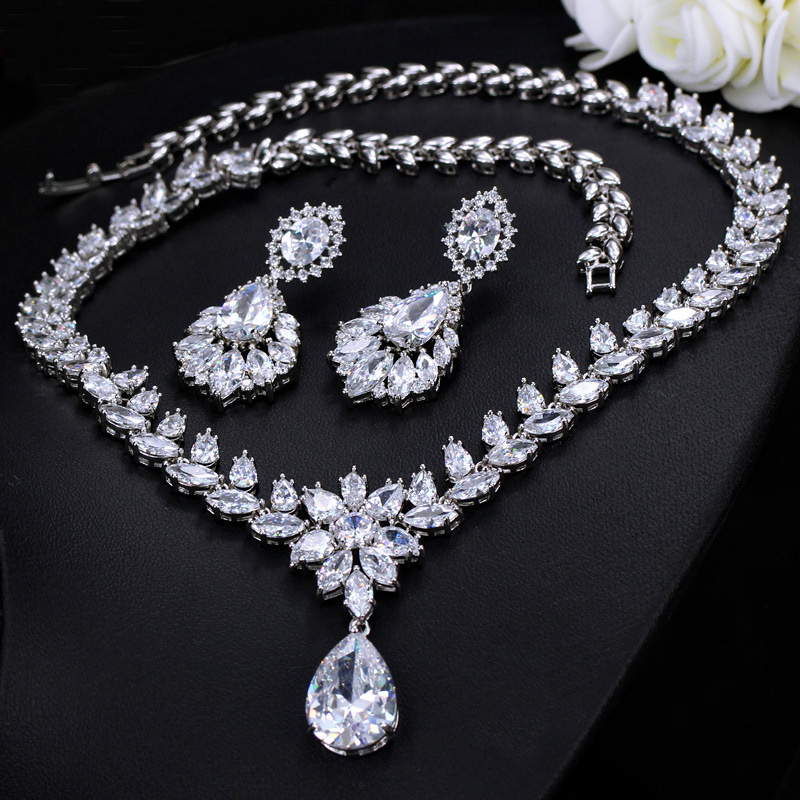 diamond necklace constellation pendant