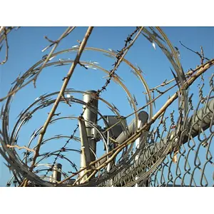 HOT DIPPED GALVANIZED BARBED WIRE