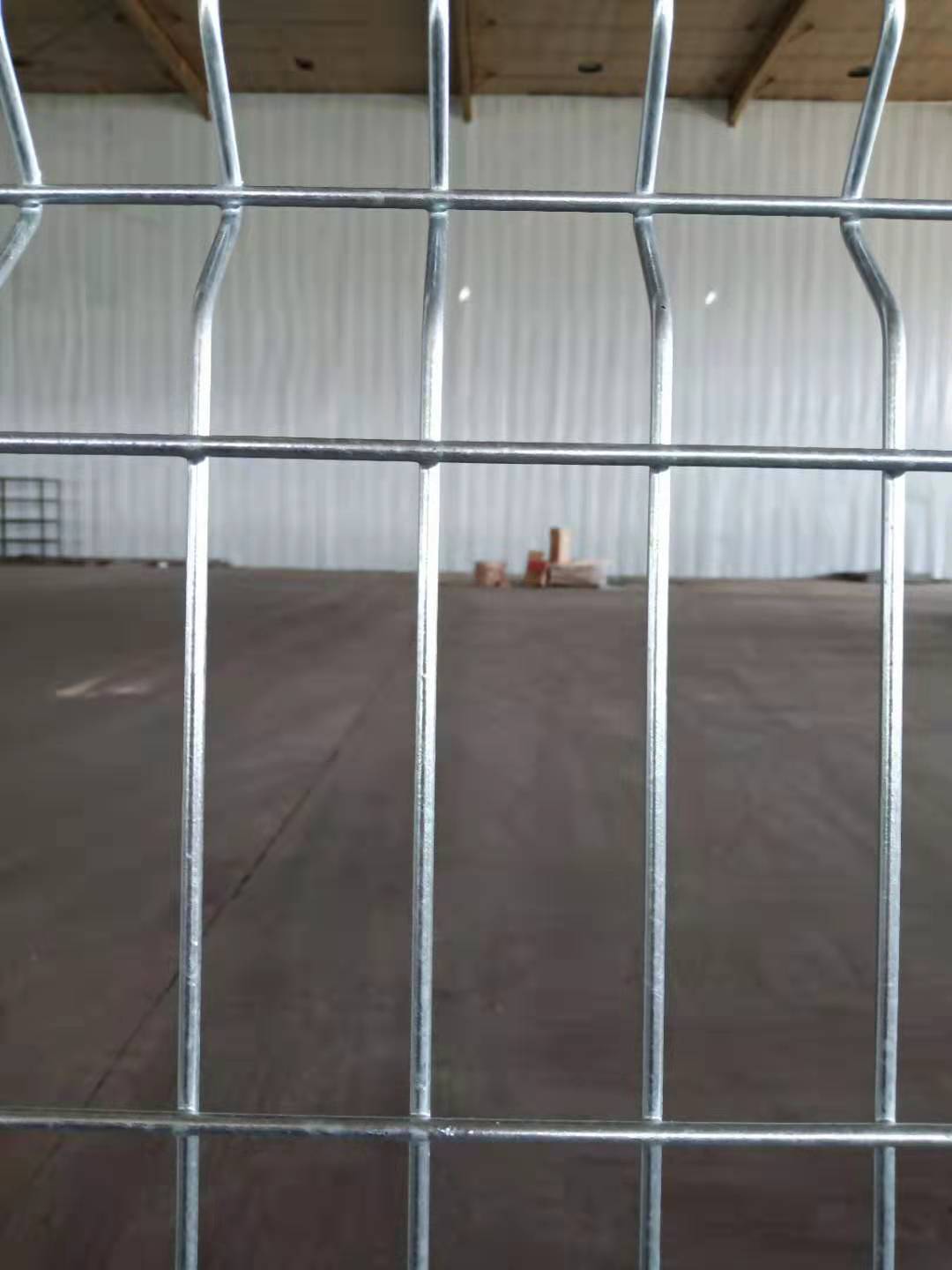 HOT DIPPED GALVANIZED WIRE MESH FENCE