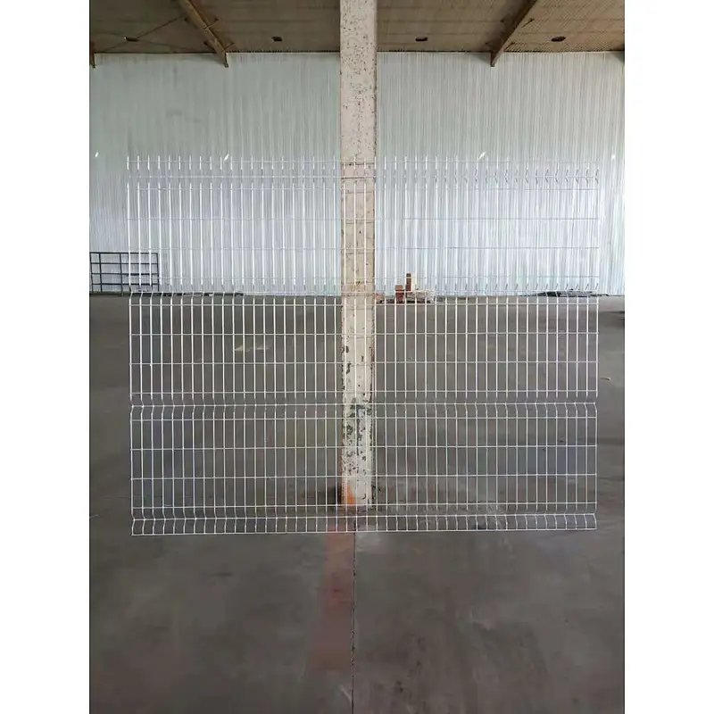 HOT DIPPED GALVANIZED WIRE MESH FENCE