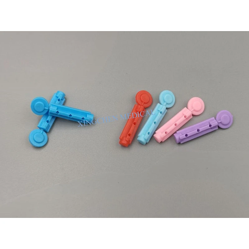 XC1119  Plastic Twist Blood Lancet