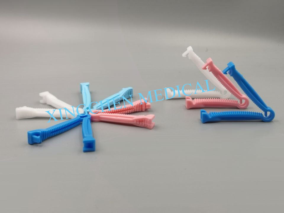 XC0501 Umbilical Cord Clamp