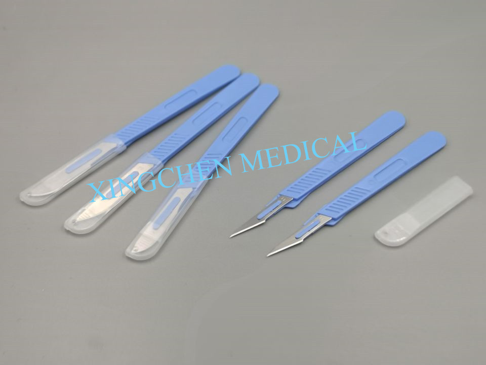 XC0422 Disposable Surgical Scalpel
