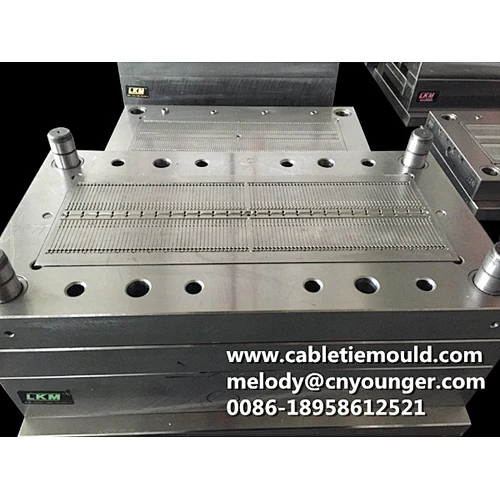 Plastic Loop Lock Mold for Garment Price Tag