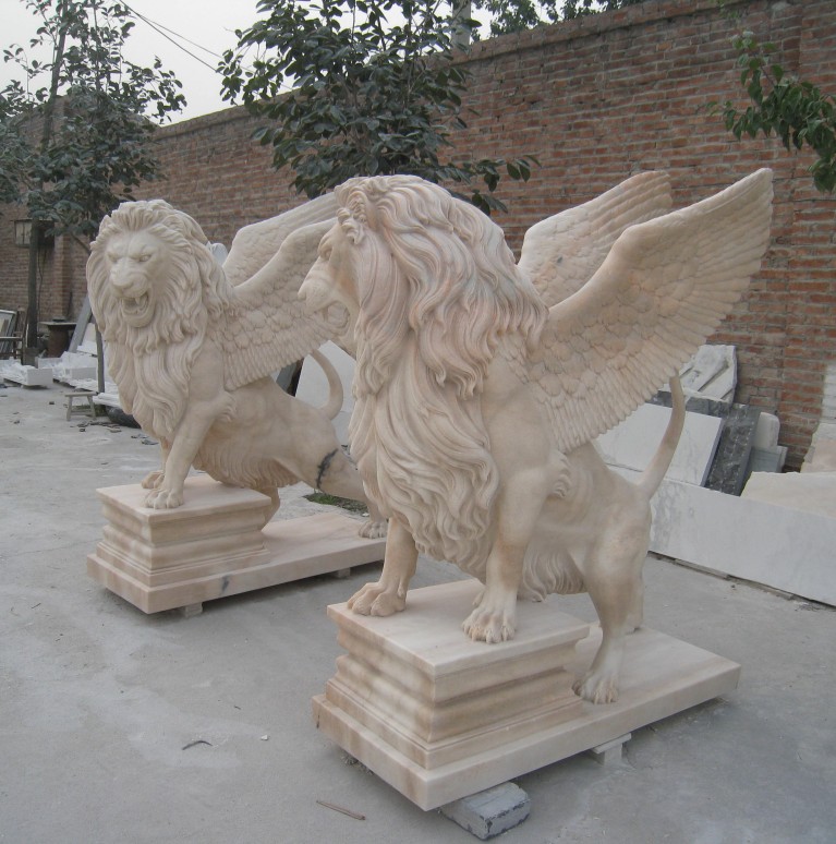 lion with wings statue/open mouth lion statue/life-size lion statue