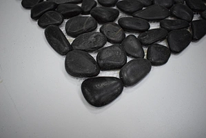 pebble tile mosaic