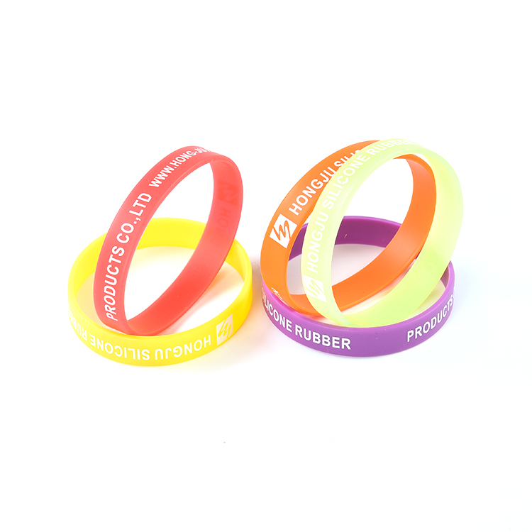 Bulk cheap silk print debossed embossed rubber silicone bracelet with logo print engrave