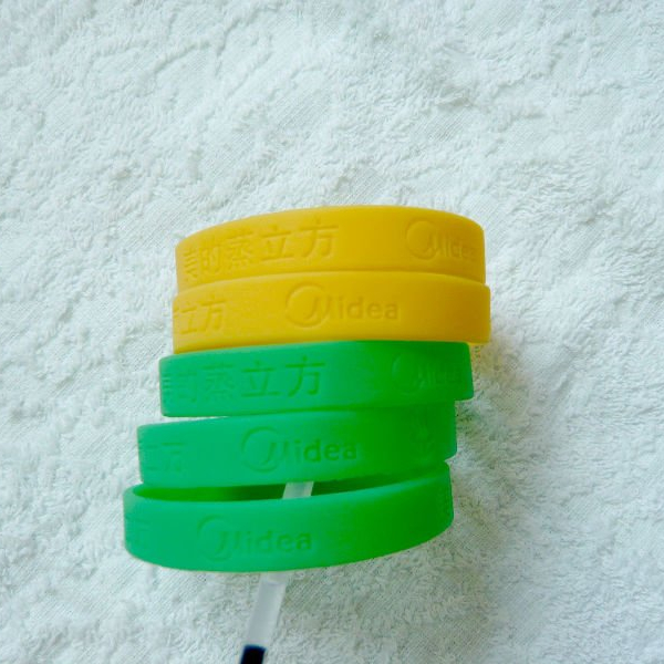promotional gifts rubber silicon bracelet/custom silicon wrist band/silicon wristband
