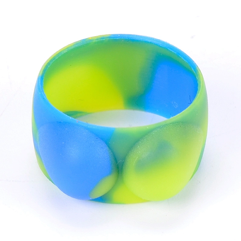 Hongju customized dirty resistant various sizes  mix colors glow at night silicone rubber promotion ring for gifts