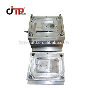Plastic injection container mould