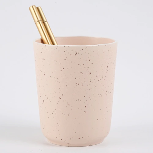 Pen Holder