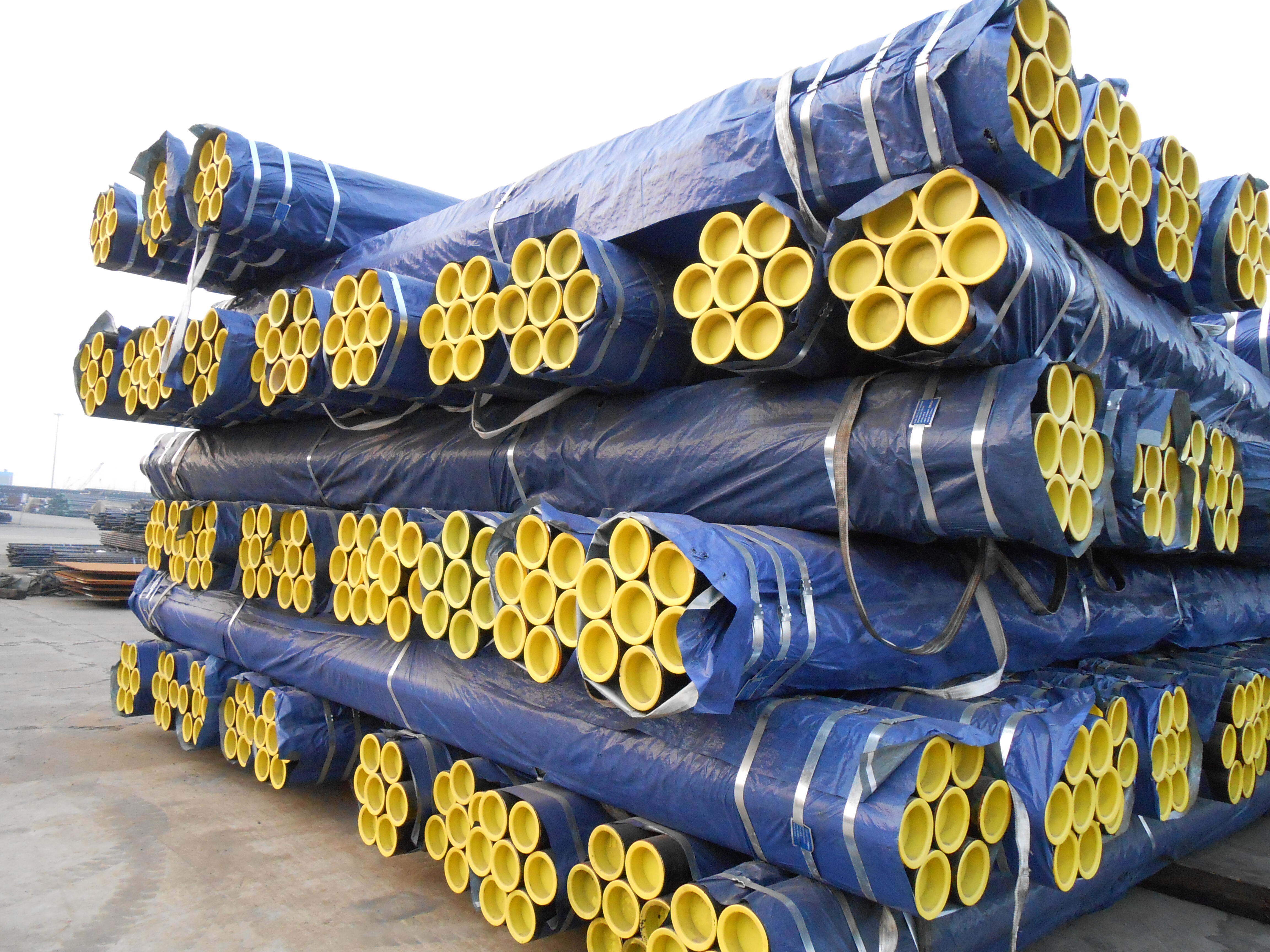 Hot rolled seamless steel pipe