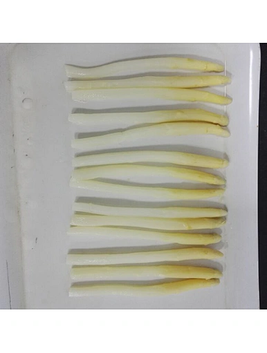 canned white asparagus spears