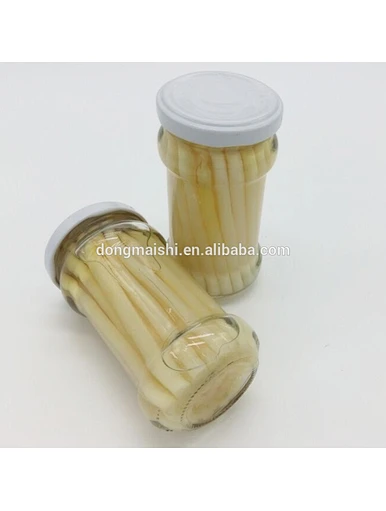 Asperges blanches fraîches biologiques en conserve
