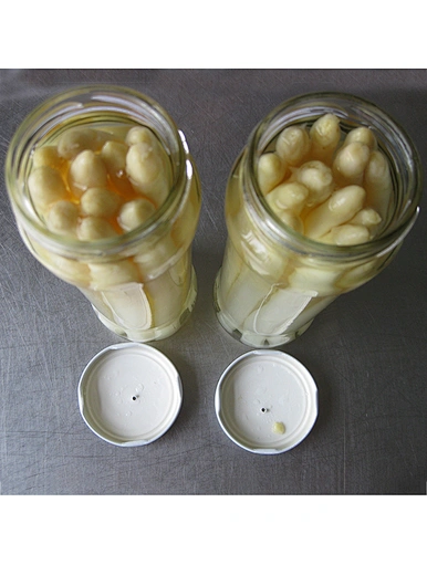 Chinois en conserve asperges fraîches en conserve asperges blanches dans l’eau
