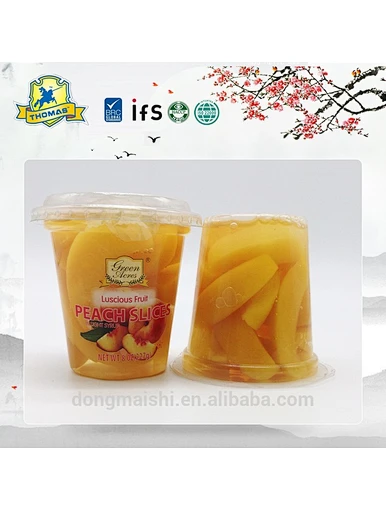 Bonne combinaison de légumes et de fruits pour les salades d'été.