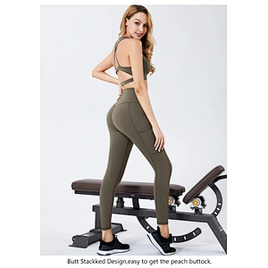 2021 newest design of women's yoga sport set with pocket