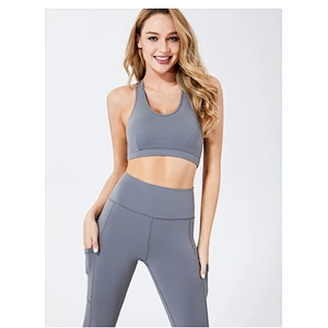 2021 newest design of women's yoga sport set with pocket