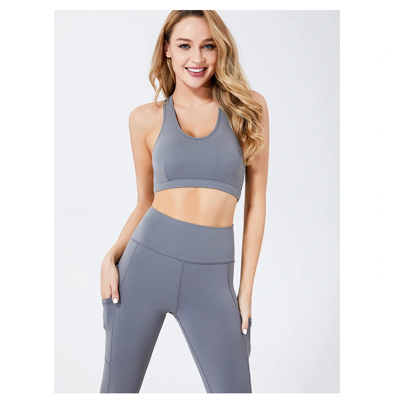 2021 newest design of women's yoga sport set with pocket