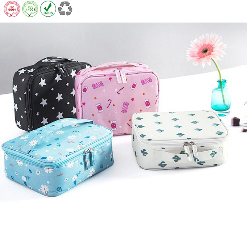 Travel cosmetic bag