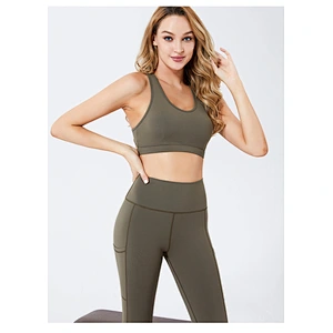 2021 newest design of women's yoga sport set with pocket