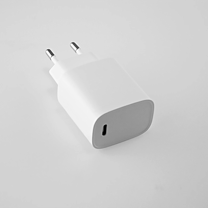 Fast Charging Power adapter 20W White  European standard