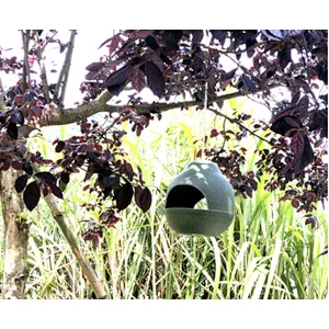 Vertical stripes Bird Feeder
