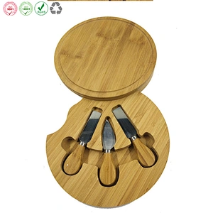 Round Bamboo Cheese Chopping Board Set