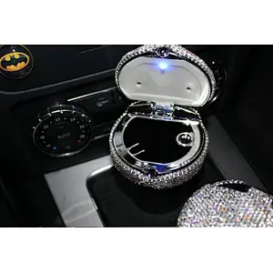 Car ashtray with led light Diamond-mounted bling with flags spinning union metal portable cigarette smoking tobacco bin