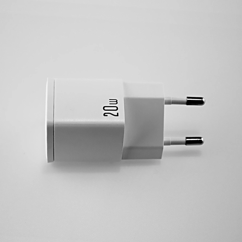 Fast Charging Power adapter 30W White   European standard