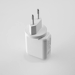Fast Charging Power adapter 65W White  European standard