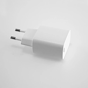 Fast Charging Power adapter 20W White  European standard