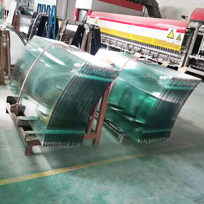 Bent and curved toughened tempered glass for building