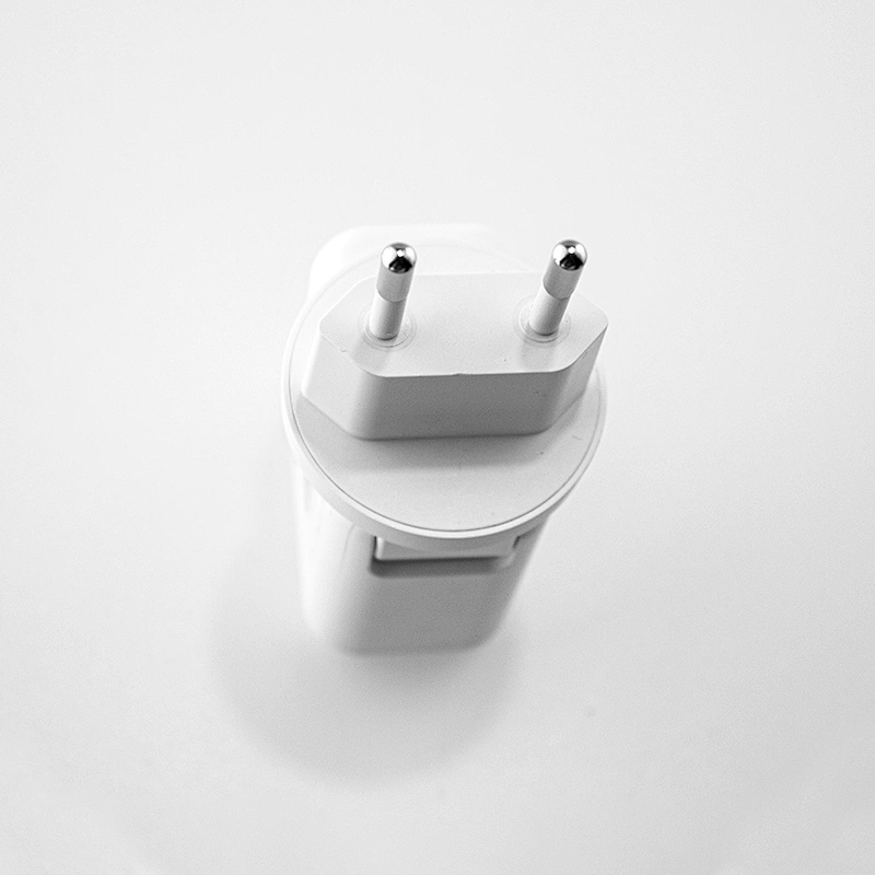 Fast Charging Power adapter 65W White  European standard