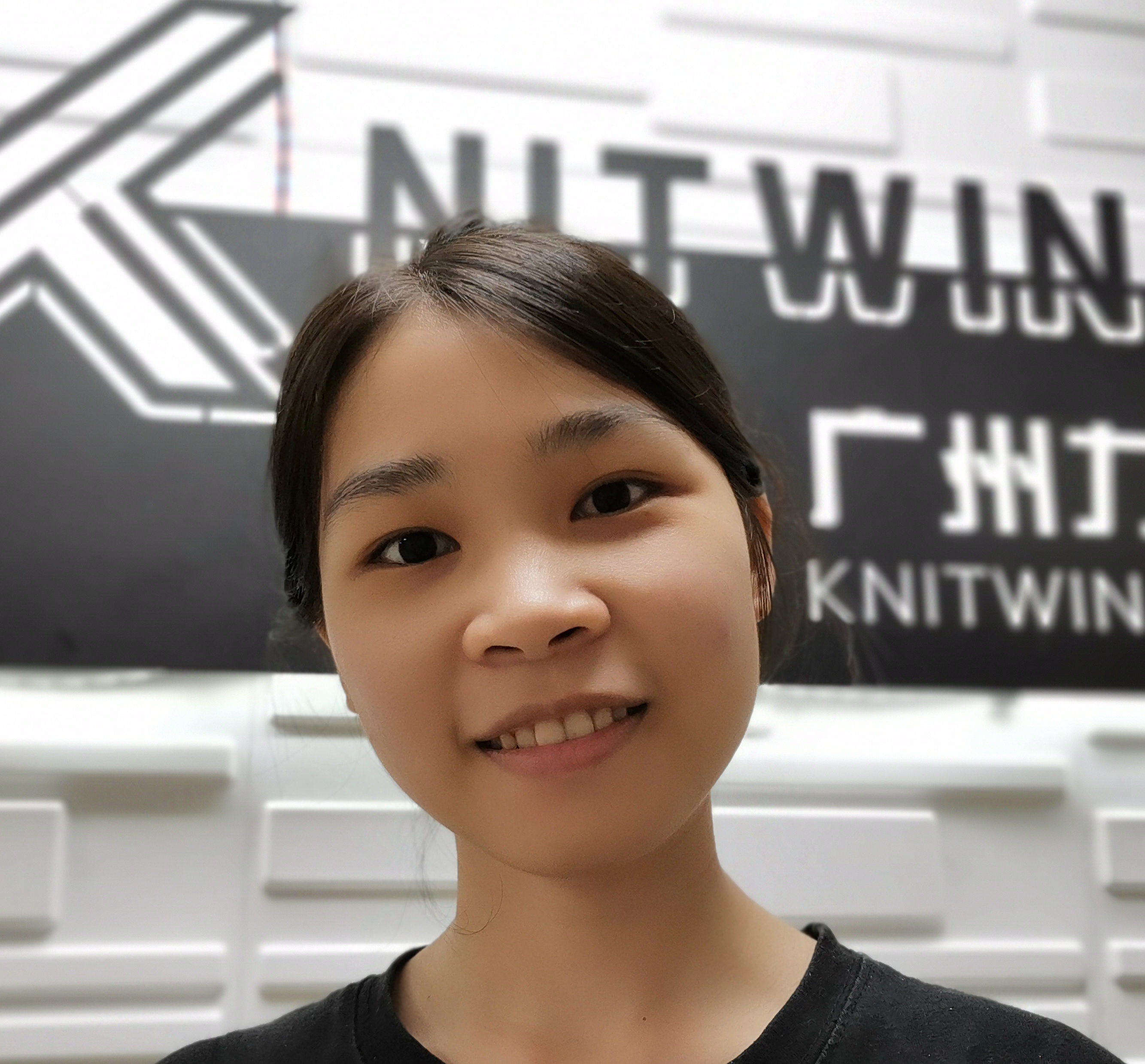 Poindy (Knitwin Garment)