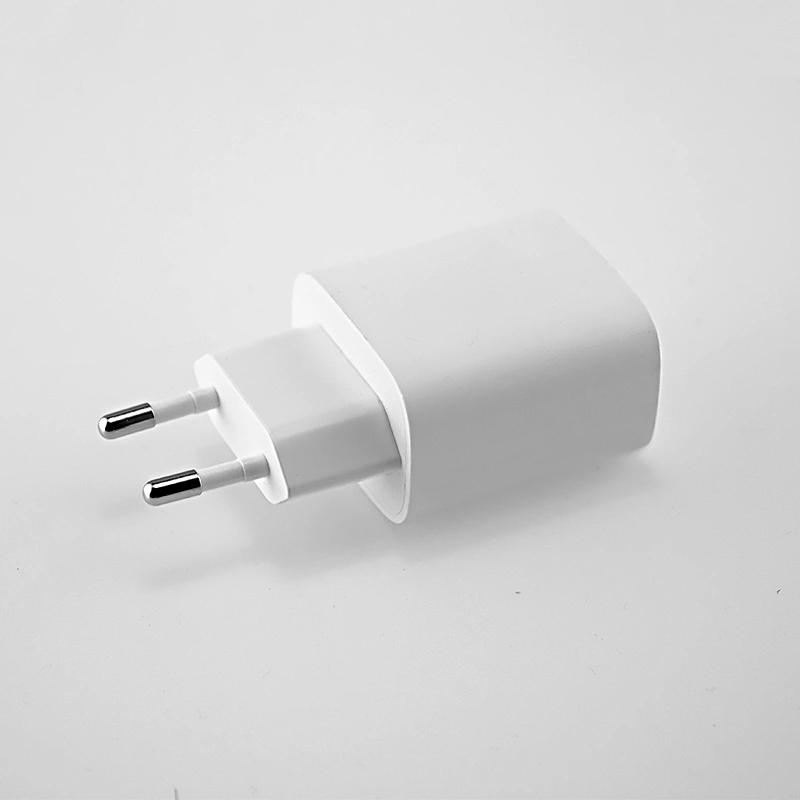 Fast Charging Power adapter 20W White  European standard
