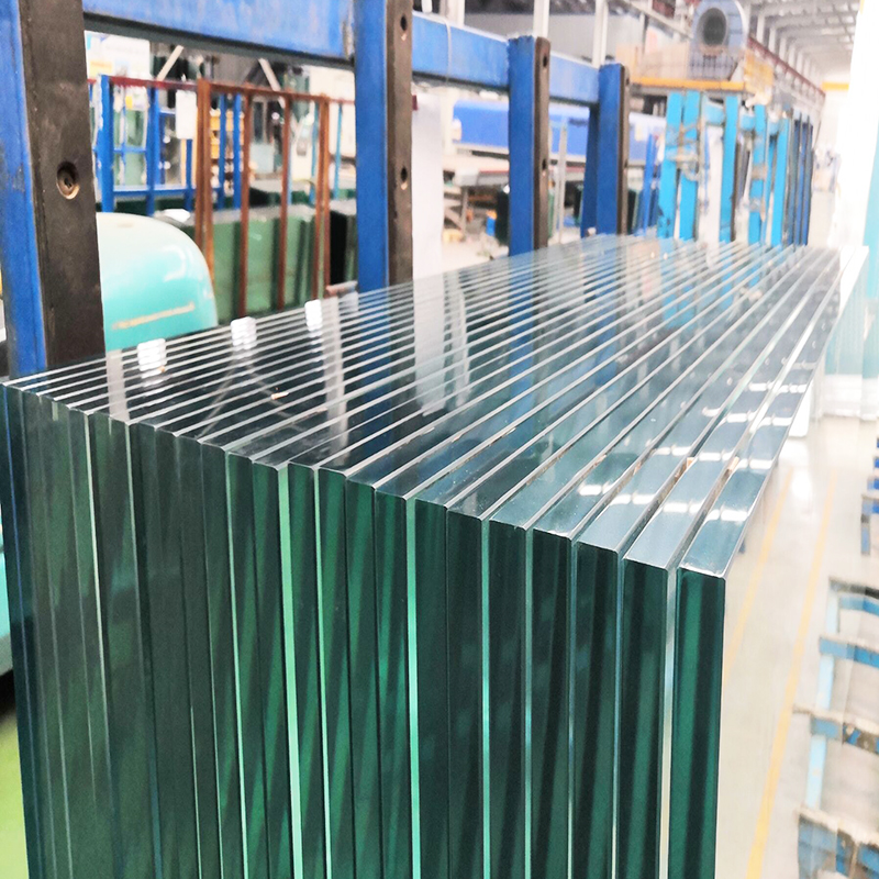 Clear tempered toughened building glass panels