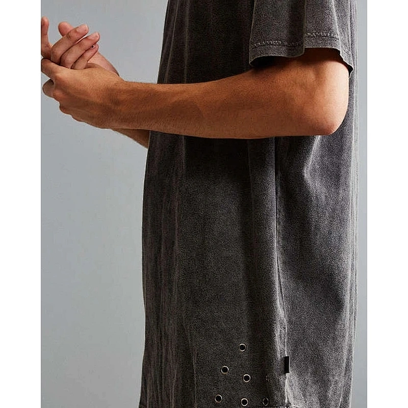 Men's short sleeves acid washed streetwear of oversized T Shirt  with metal eyelets