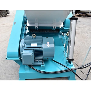 TYRONE plastic pipe/cardboard/plastic sheet crusher/grinder/shredder machine for recycling