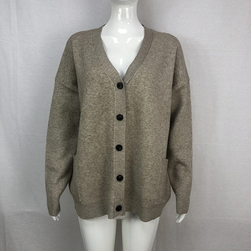 58%Viscose 32%nylon 10%polyester anti pill cardigan sweater plus size pocket knitwear from China