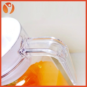 CLEAR PITCHER/WATER CARAFES