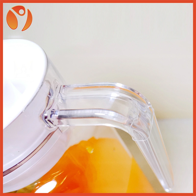 CLEAR PITCHER/WATER CARAFES