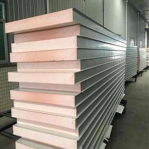 Phenolic Aldehyde Sandwich Panel for Cosmetics