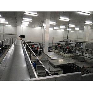 Automated packaging distribution system