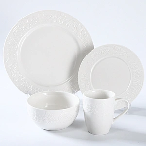 EMBOSSED DINNER SET