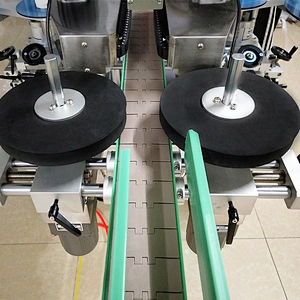 High Speed Double Side and Round Bottle Automatic Labeling Machine