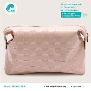 Large cosmetic bags storage