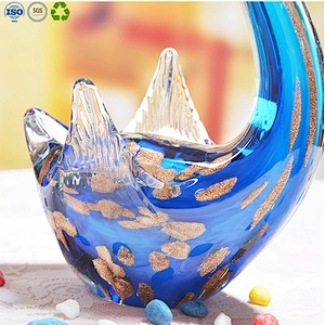 Blowing glass swan love gift