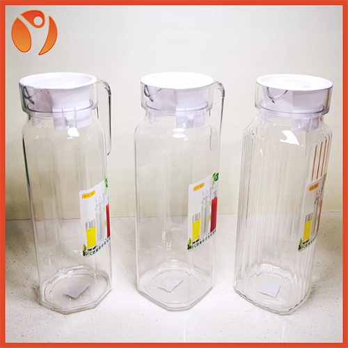 CLEAR PITCHER/WATER CARAFES