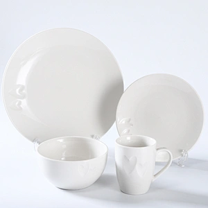 EMBOSSED DINNER SET